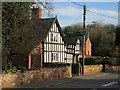 Half-timbered house on the B4396 in Knockin