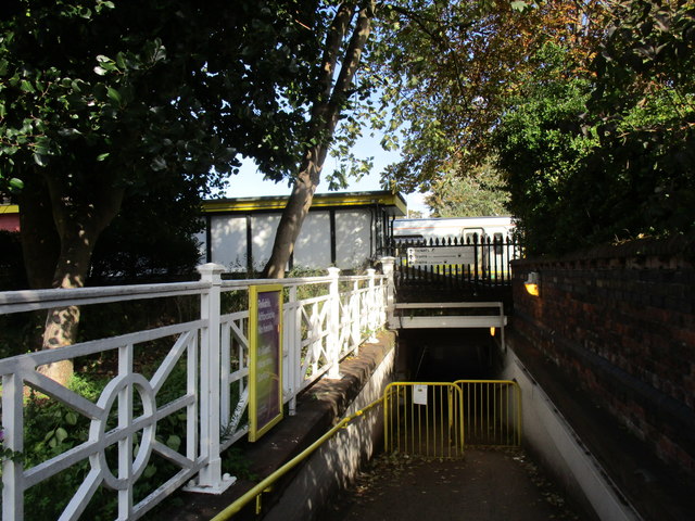 Blundellsands And Crosby Railway Station, Sefton - Area Information ...