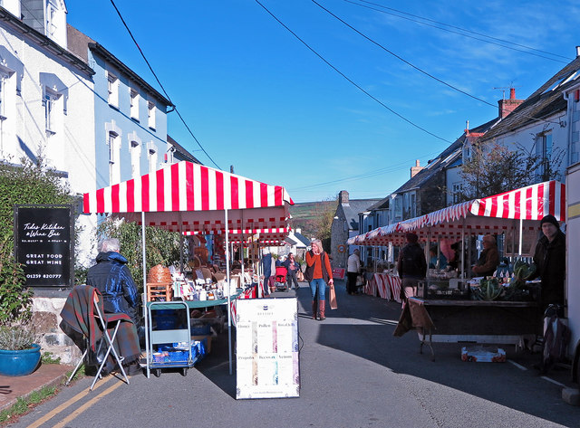 Newport street market