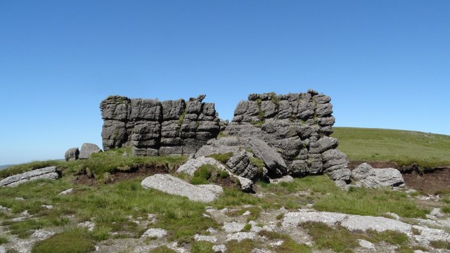 Rock outcrops between Greenane West & Greenane, Galty Mountains