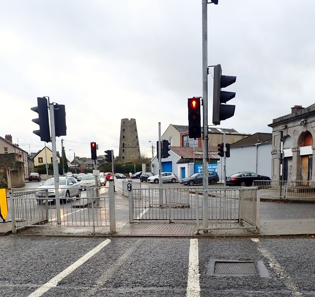 Pedestrian crossing at the Quay Street/N52 (Dundalk By-pass) crossroads