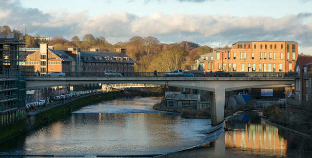 River Wear flowing beneath Milburngate Bridge