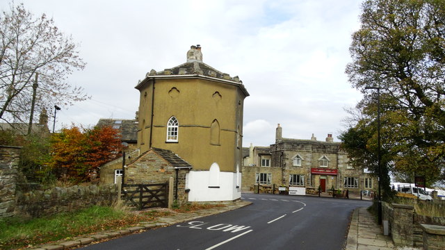 Former toll house at Ringinglow