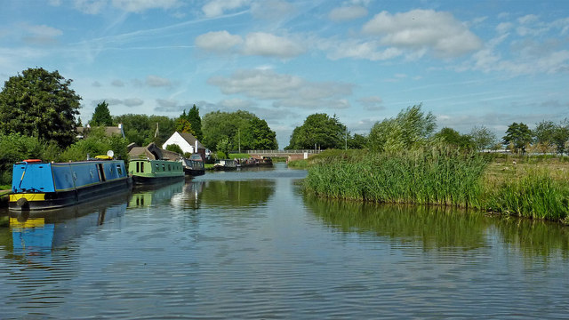 Trent and Mersey Canal approaching Great Haywood Junction, Staffordshire