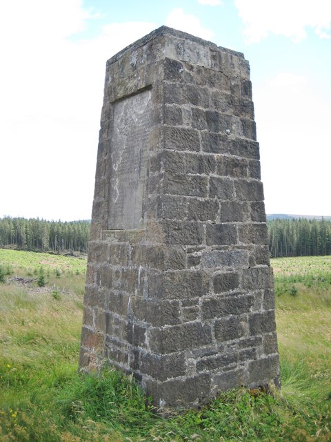 Old Milepost and Toll Pillar, Bloody Bush