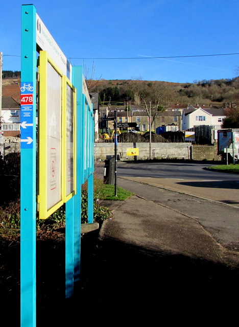 Cycle route 478 directions sign near Cwmbach railway station