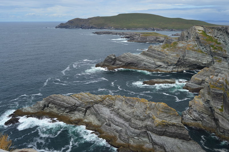 Kerry Cliffs © N Chadwick cc-by-sa/2.0 :: Geograph Ireland