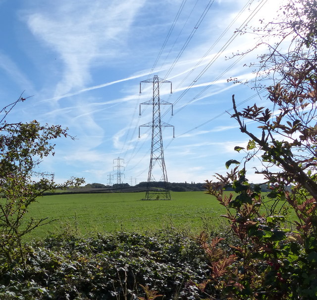 Power lines and farmland near Cotgrave