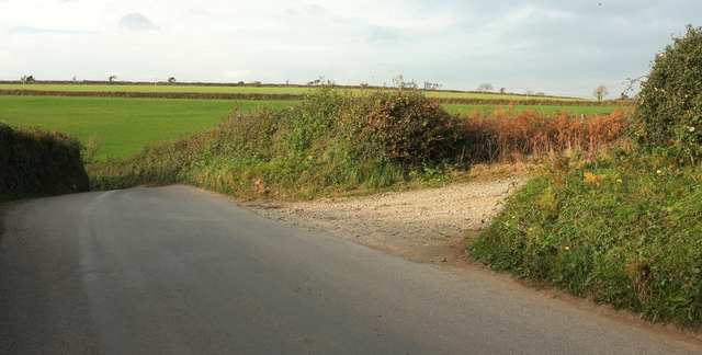 Farm track to Lower Heathfield