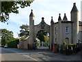 Tollerton Lodge and gateway