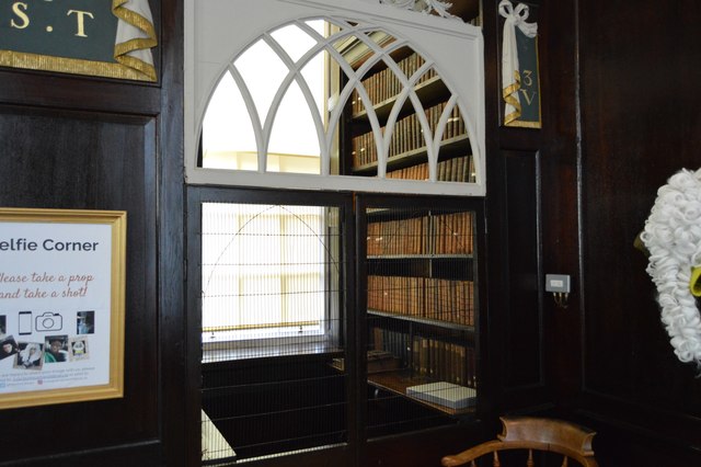 Selfie corner, Marsh's Library