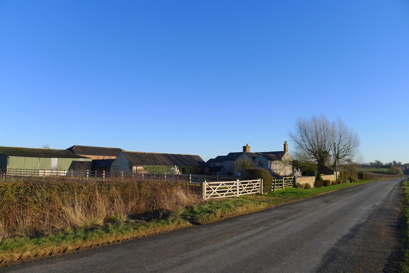 Croxton Road past Swallow Hole Farm © Tim Heaton cc-by-sa/2.0 ...