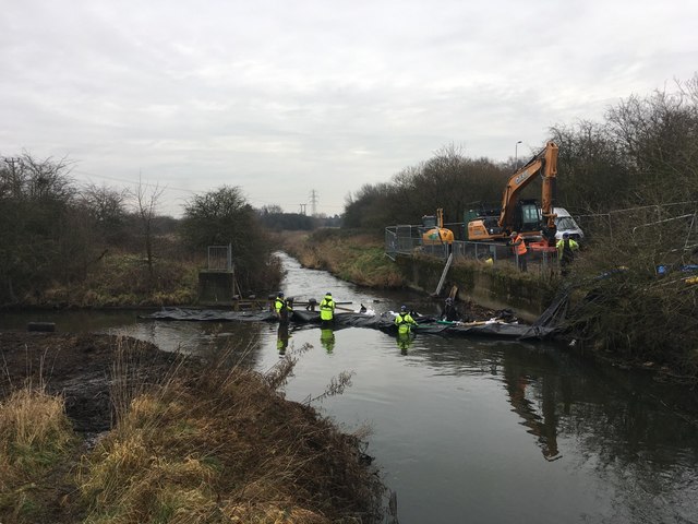 Environment Agency workers in the River Erewash