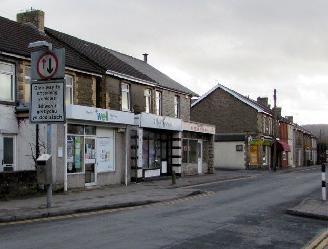 Give way to oncoming vehicles, Church Street, Bedwas