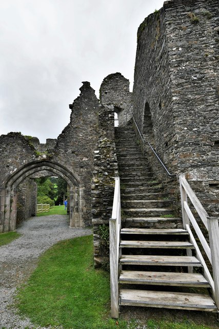 Restormel Castle: The Gatehouse and Porter's Lodge