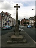 SD5421 : Old Central Cross by the B5243, Towngate, Leyland Parish by Milestone Society