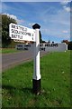 Old Direction Sign - Signpost by Moor Lane, Westfield Parish