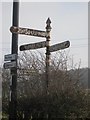 Old Direction Sign - Signpost by Cox Green Road, south of Washington