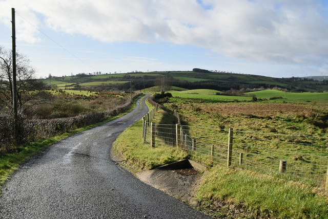 Farburn Road © Kenneth Allen Cc-by-sa/2.0 :: Geograph Ireland