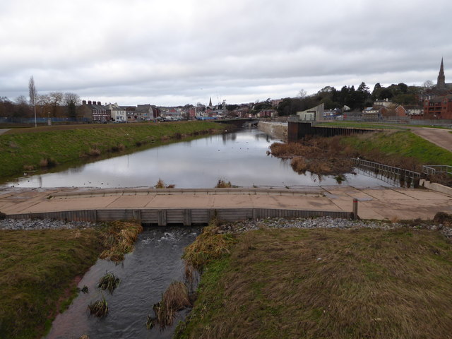 Exeter flood relief channel © Chris Allen cc-by-sa/2.0 :: Geograph ...