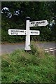 Old Direction Sign - Signpost by Harts Green, Sedlescombe parish