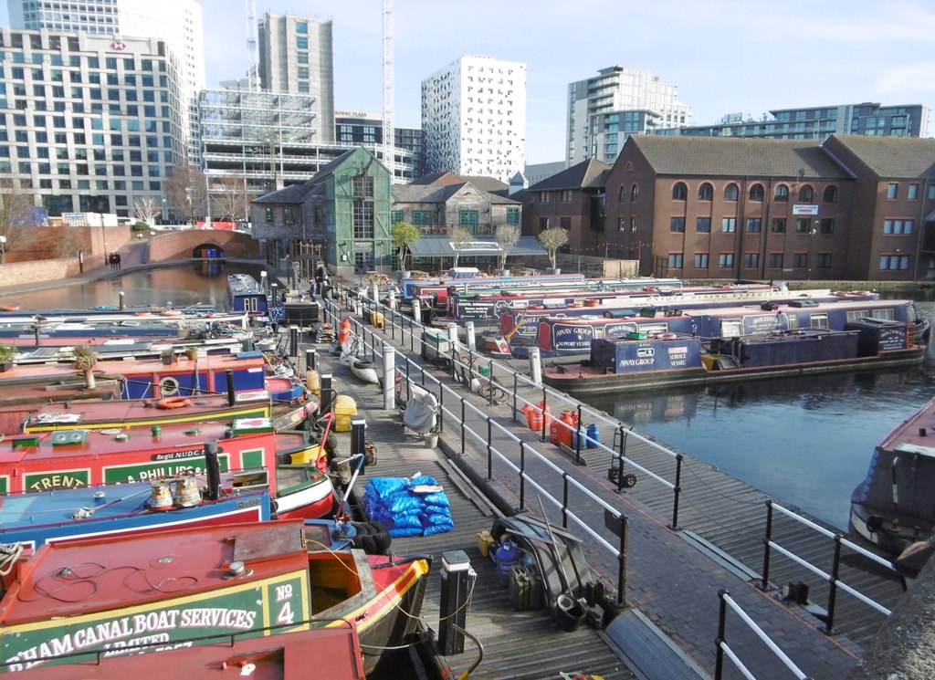 Birmingham, canal basin © Mike Faherty :: Geograph Britain and Ireland
