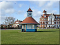 Shelter with clock, Frinton-on-Sea