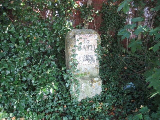 Old Milestone by the A4, Rowden Hill, Chippenham Without parish