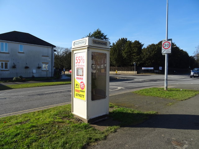 K8 telephone box on Northolme Road, Hessle