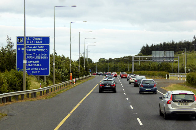 M50 Eastbound, towards Junction 16