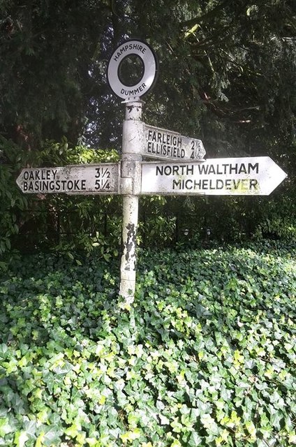 Old Direction Sign - Signpost by Down Street, Dummer