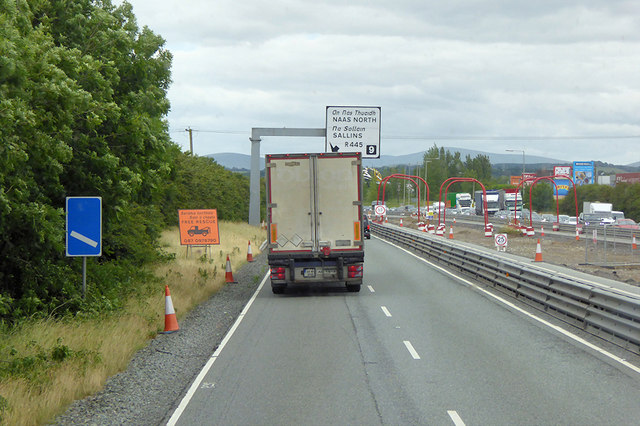 M7 Motorway approaching Junction 9