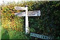 Old Direction Sign - Signpost by Laundry Lane, Horam parish