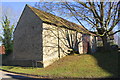 SP5709 : Barn on SE side of Mill Street by Roger Templeman
