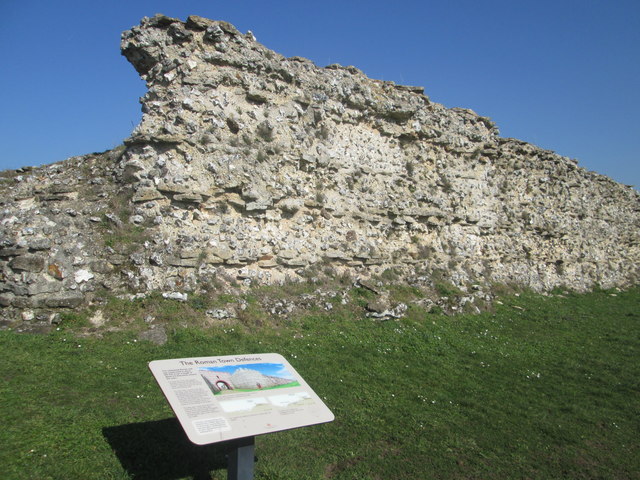 Roman Town Defences at the Calleva Atrebatum