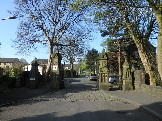 Former Bowling Cemetery Gates, Burras Road