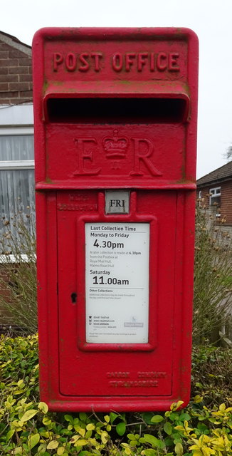 Close up, Elizabeth II postbox on Main... © JThomas :: Geograph Britain ...