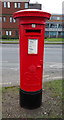 TA0931 : George V postbox on Clough  Road, Hull by JThomas