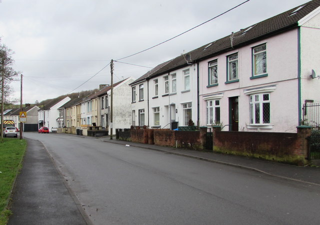 Park Terrace Houses Pentrebach © Jaggery Cc By Sa20 Geograph