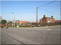 TA0621 : Road  junction  west  of  Barrow  upon  Humber by Martin Dawes