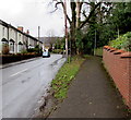 Pavement diverging from Five Locks Road, Cwmbran