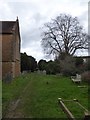 St Peter, Hersham: churchyard (i)