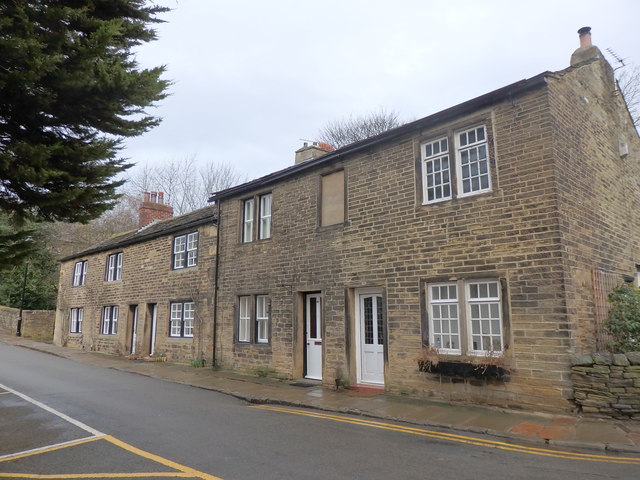 19 to 27 Fulneck, Pudsey (Right to Left)