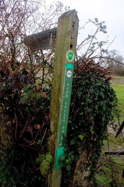 -Finger Post on the Avon Valley Path