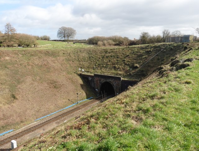 Rail Tunnel Portal West Of Crewkerne © Roger Cornfoot Cc By Sa 2 0 Geograph Britain And