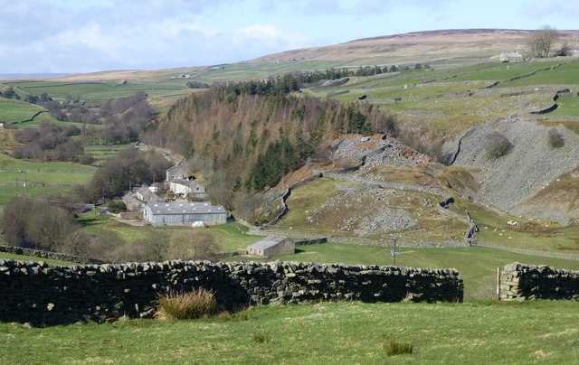 Whaw in Arkengarthdale © Russel Wills :: Geograph Britain and Ireland