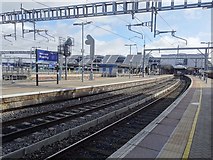 SU7173 : Reading railway station, Berkshire by Nigel Thompson
