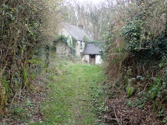 Derelict farmhouse at the border between Co Louth and South Armagh