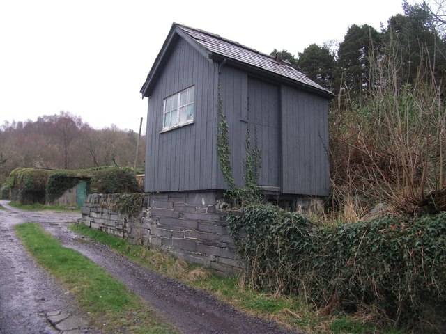 Crossing-keeper's cabin, Hen-durnpike