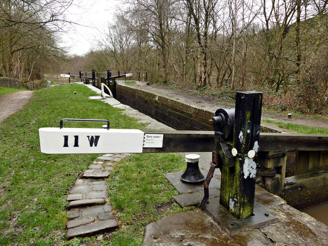 Lock 11W on the Huddersfield Narrow Canal